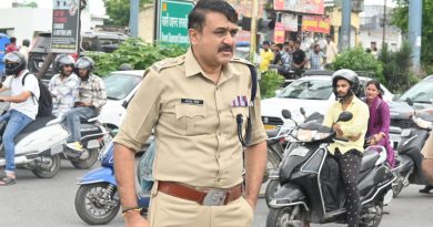 कांवड यात्रा में आने वाले सभी वाहनों को निर्धारित रूट से आवागामन, वाहनों में डीजे की ध्वनि तथा मानकों के अनुसार ऊचांई को नियंत्रित रखने के दिये निर्देश