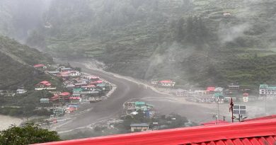 उत्तरकाशी जिले में बादल फटने की घटना से होटल व होमस्टे तबाह हो गए