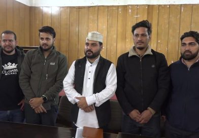 कश्मीर के निवासी द्वारा उत्तराखंड में जमीन खरीदने के मामले ने पकड़ा तूल