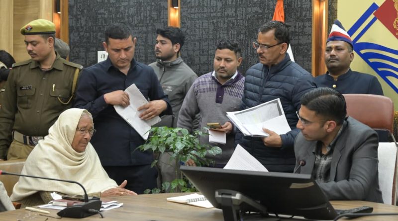 जिला प्र्शासन का जनदर्शन; जन सुरक्षा की गांरटी; कड़े व बड़े एक्शन सब मौके पर ही