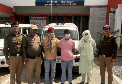 घर में अनैतिक देह व्यापार करवा रही महिला अभियुक्ता सहित 03 अभियुक्तों को पुलिस ने किया गिरफ्तार, 03 पीडिताओं को किया रेस्क्यू