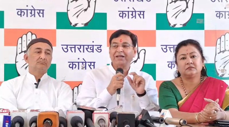 4 साल बेमिसाल पर विपक्ष का हमला