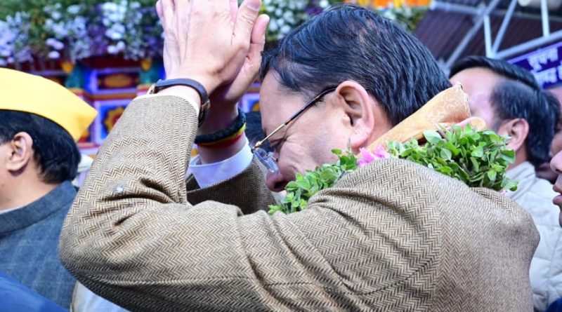 वैदिक मंत्रोच्चार के साथ खुले भगवान श्री बद्रीनाथ के कपाट, आस्था और उल्लास से गूंजा धाम