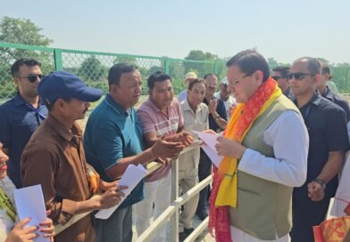 मुख्यमंत्री श्री पुष्कर सिंह धामी ने जनप्रतिनिधियों से मुलाकात कर जनसमस्याएं सुनी