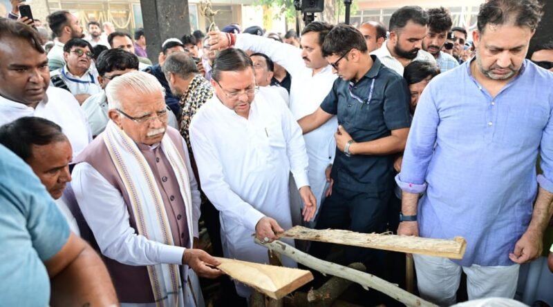 पूर्व मुख्यमंत्री मेजर जनरल भुवन चंद्र खंडूड़ी (से.नि) की अंतिम यात्रा में शामिल हुए मुख्यमंत्री श्री पुष्कर सिंह धामी, केंद्रीय विद्युत मंत्री श्री मनोहर लाल खट्टर, सहित मंत्रीगण एवं जनप्रतिनिधि
