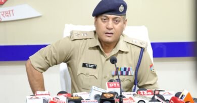 पुलिस टीम द्वारा आत्मरक्षा में किया गये जबाबी फायर में दोनों बदमाशों के पेरों में लगी गोली