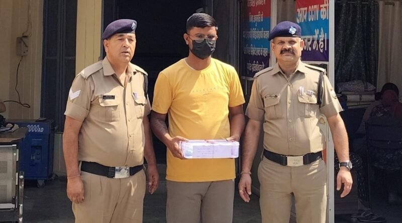 जेल में अपने साथ बंद एक अन्य व्यक्ति से मांगी थी 30 लाख के रंगदारी दून पुलिस ने किया गिरफ्तार