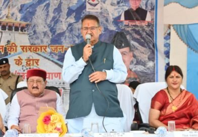 केन्द्र एवं राज्य सरकार का उद्देश्य अंतिम पंक्ति में खड़े व्यक्ति तक विकास योजनाओं का लाभ पहुंचाना है…………..मंत्री गणेश जोशी
