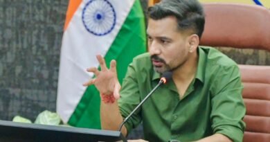 स्वरोजगार योजनाओं के आवेदन लटके तो खैर नहीं, अस्वीकृति का देना होगा स्पष्ट कारण………..डीएम
