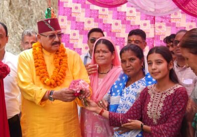 सेवा पखवाड़े के तहत महाराज का विधानसभा क्षेत्र में तुफानी दौरा