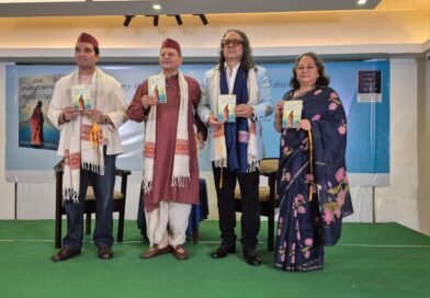 आज की दुनिया हमें लगातार अधिक हासिल करने, अधिक बनने और दूसरों की अपेक्षाओं पर खरा उतरने के लिए प्रेरित करती है……..कार्तिकेय वाजपेयी