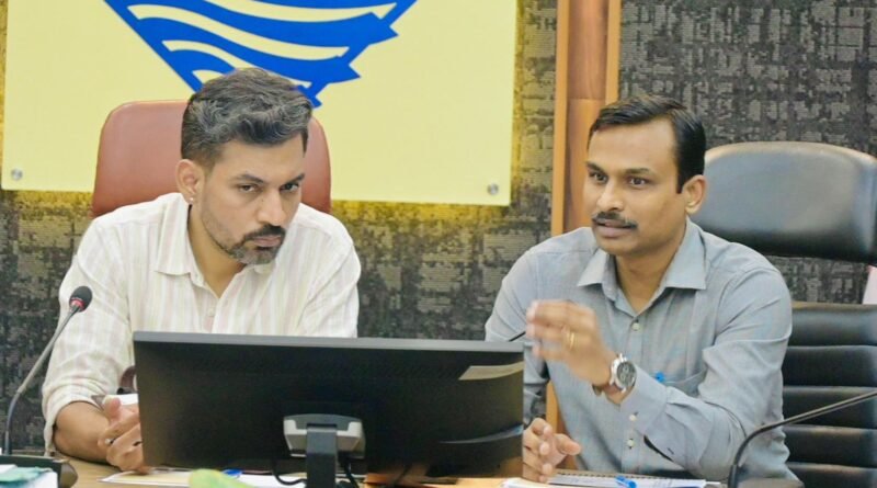 विशेष गहन पुनरीक्षण अभियान की समीक्षा को लेकर अपर मुख्य निर्वाचन अधिकारी एवं जिलाधिकारी ने राजनीतिक दलों के प्रतिनिधियों के साथ की बैठक