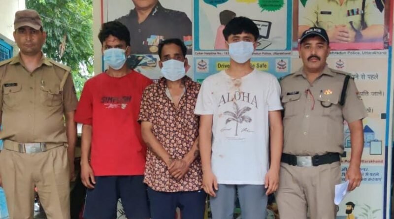 एसएसपी दून की सख्ती हुड़दंगियों पर पड़ रही भारी