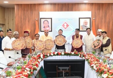 बांद्रा टर्मिनस–दिल्ली सराय रोहिल्ला गरीब रथ का हरिद्वार तक विस्तार